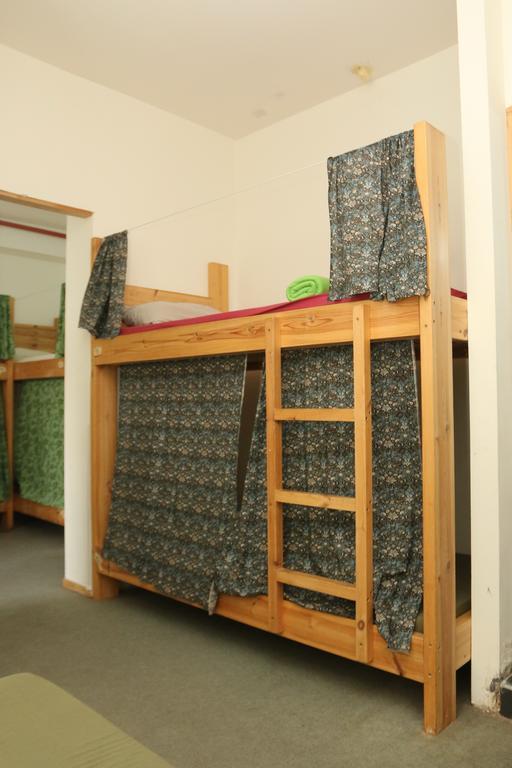 Milk & Honey Hostel Тель-Авив Номер фото